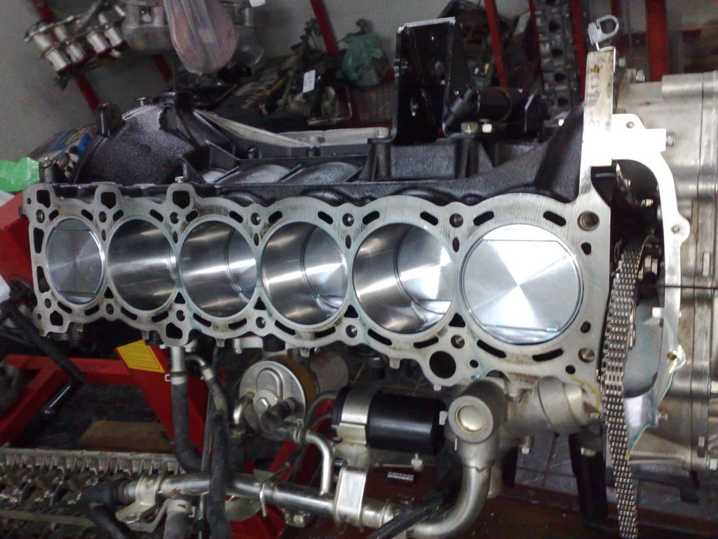 Automobile