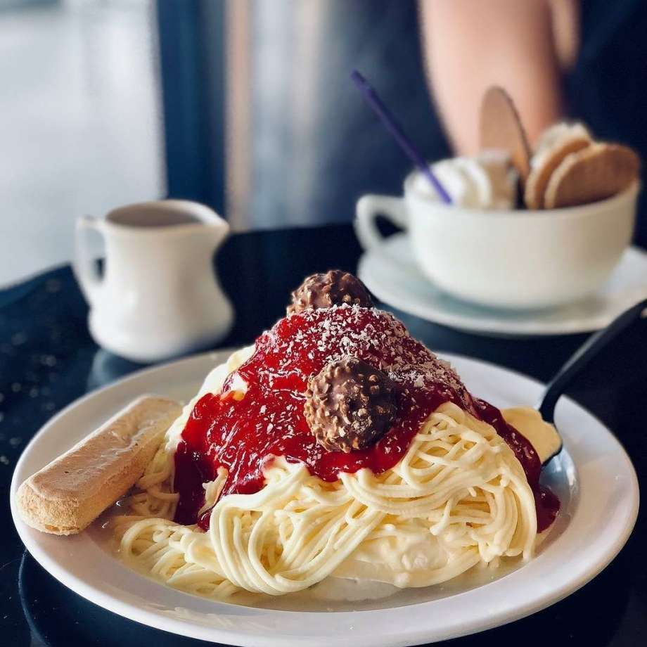 Antonio Restaurant Featured 